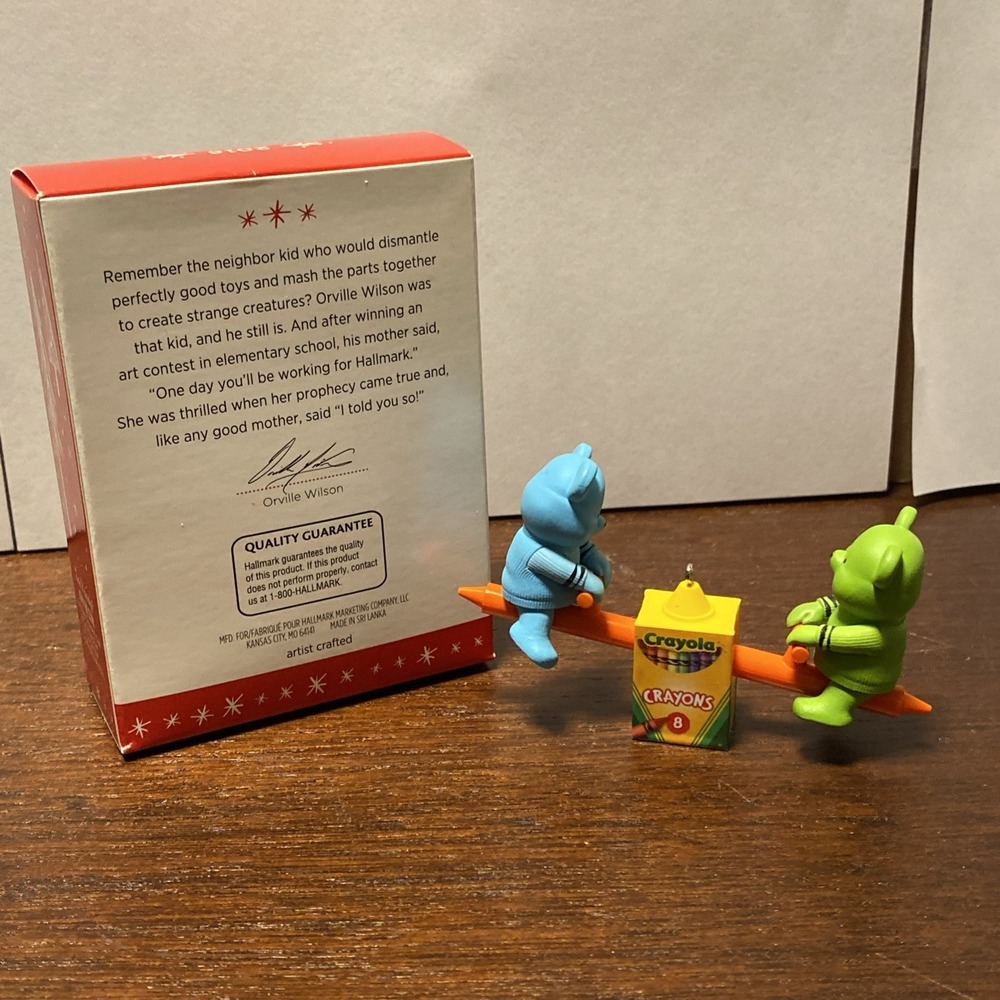 2016 Hallmark Ornament Crayola Beary Colorful Friends Teddy Bears See Saw - CL32 - Picture 3 of 3